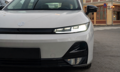 Utfordrer VW ID.3: Kinesisk elbil koster 90.000 kr mindre og lader på bare 17 minutter