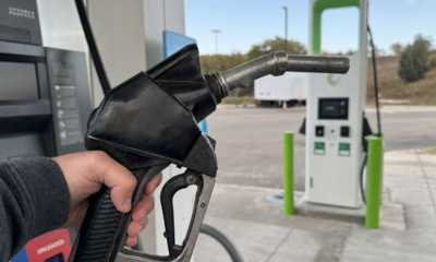 Studie avslører endelig hvor mye du sparer når du bytter fra bensinbil til elbil