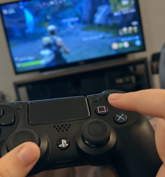 V-Bucks og Robux tapper kortet uten varsel: Slik slår du på kjøpsstopp på PS5, Xbox og iPad