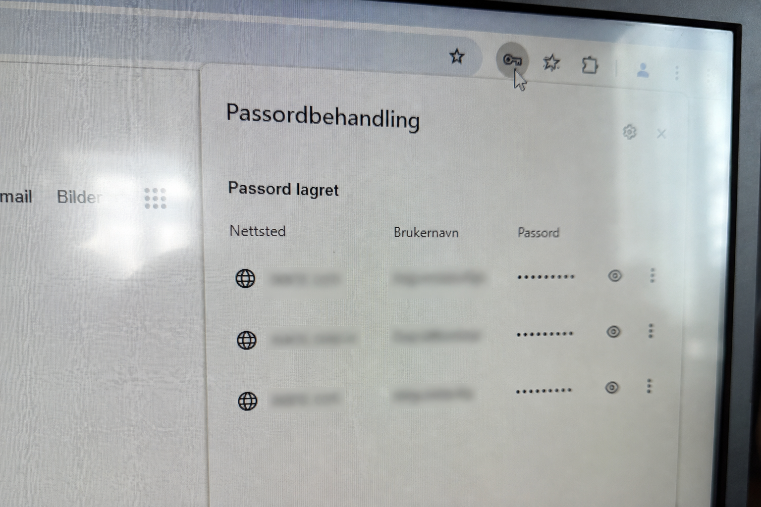 Passord lagret i Chrome eller Edge er et enkelt mål for angripere: Slik sikrer du dem bedre på fem minutter