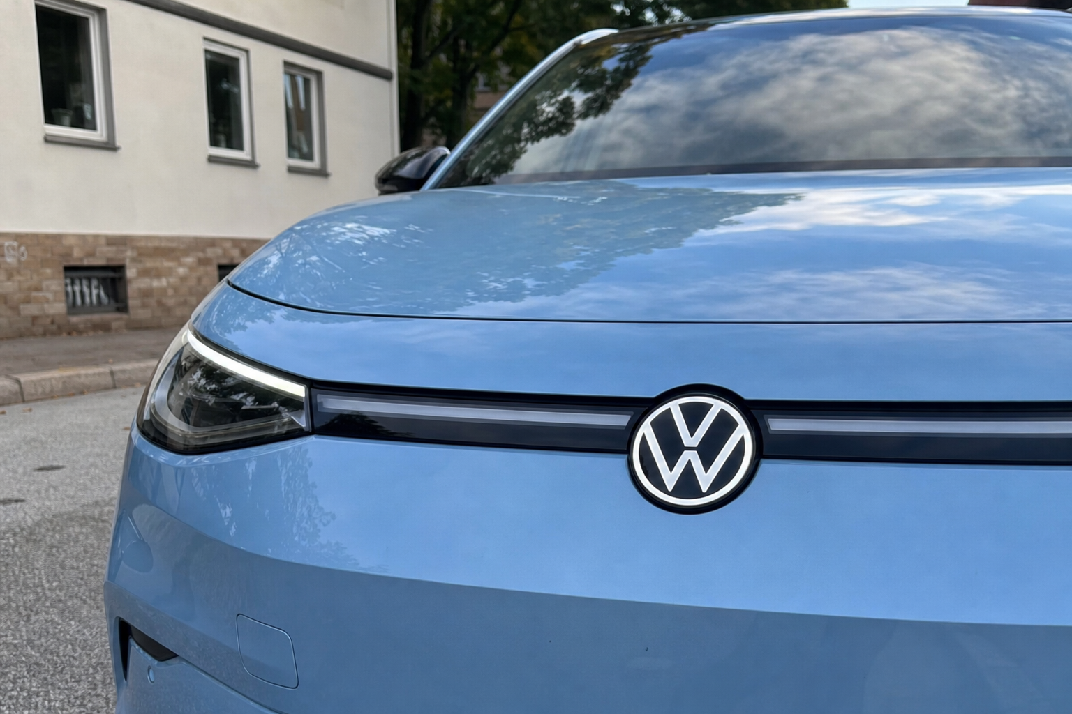 VW-gruppen i global krise, men nye billige elbiler selger som aldri før: 150.000 forhåndsbestillinger