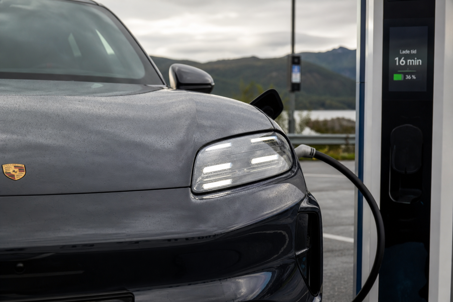 Porsche begraver forbrenningsmotoren med ny Cayenne: 1156 hk og 16 minutters lading