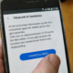 Bilder og passord ligger igjen på den gamle mobilen: Dette ene steget stopper neste eier
