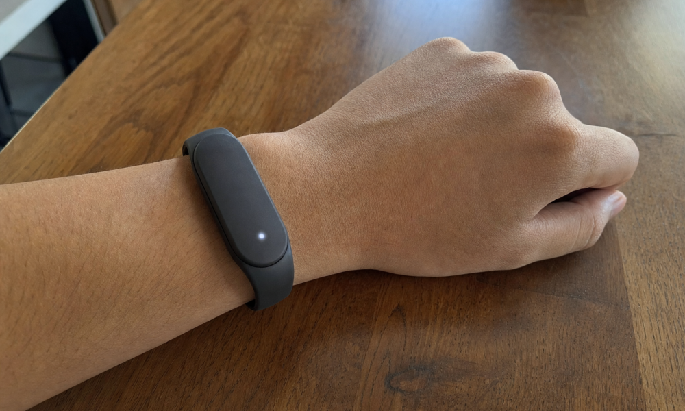 Amazon lanserer armbånd som hører på alt du sier hele dagen: Bør norske forbrukere være bekymret for personvernet?