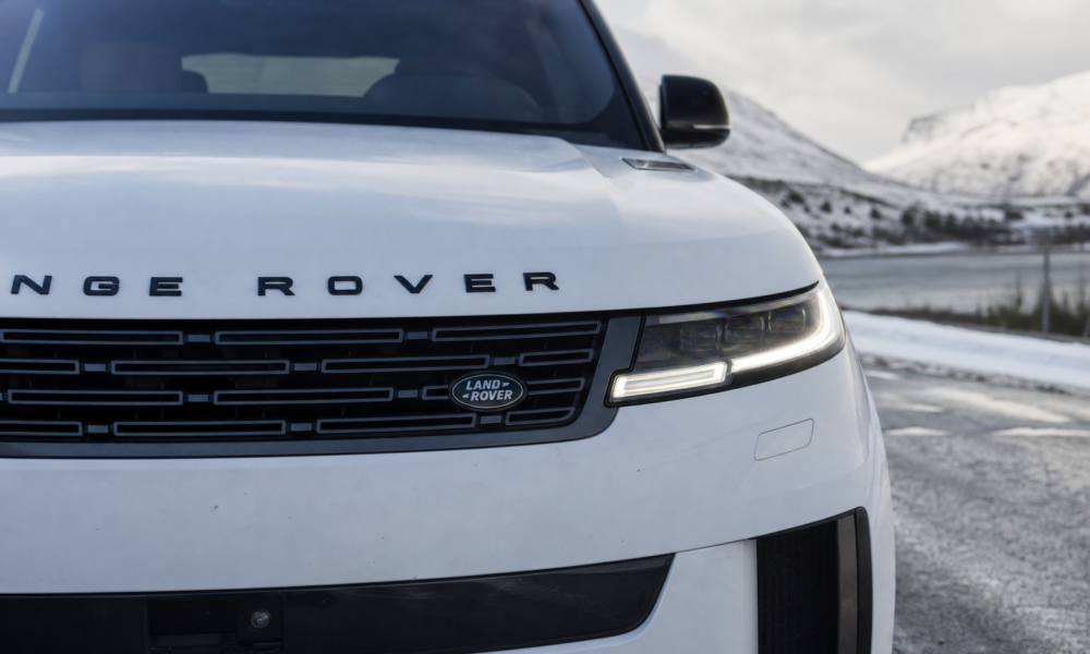 Elektriske Range Rover Sport prøvekjørt: Går lenger enn ventet og koster halv million mindre