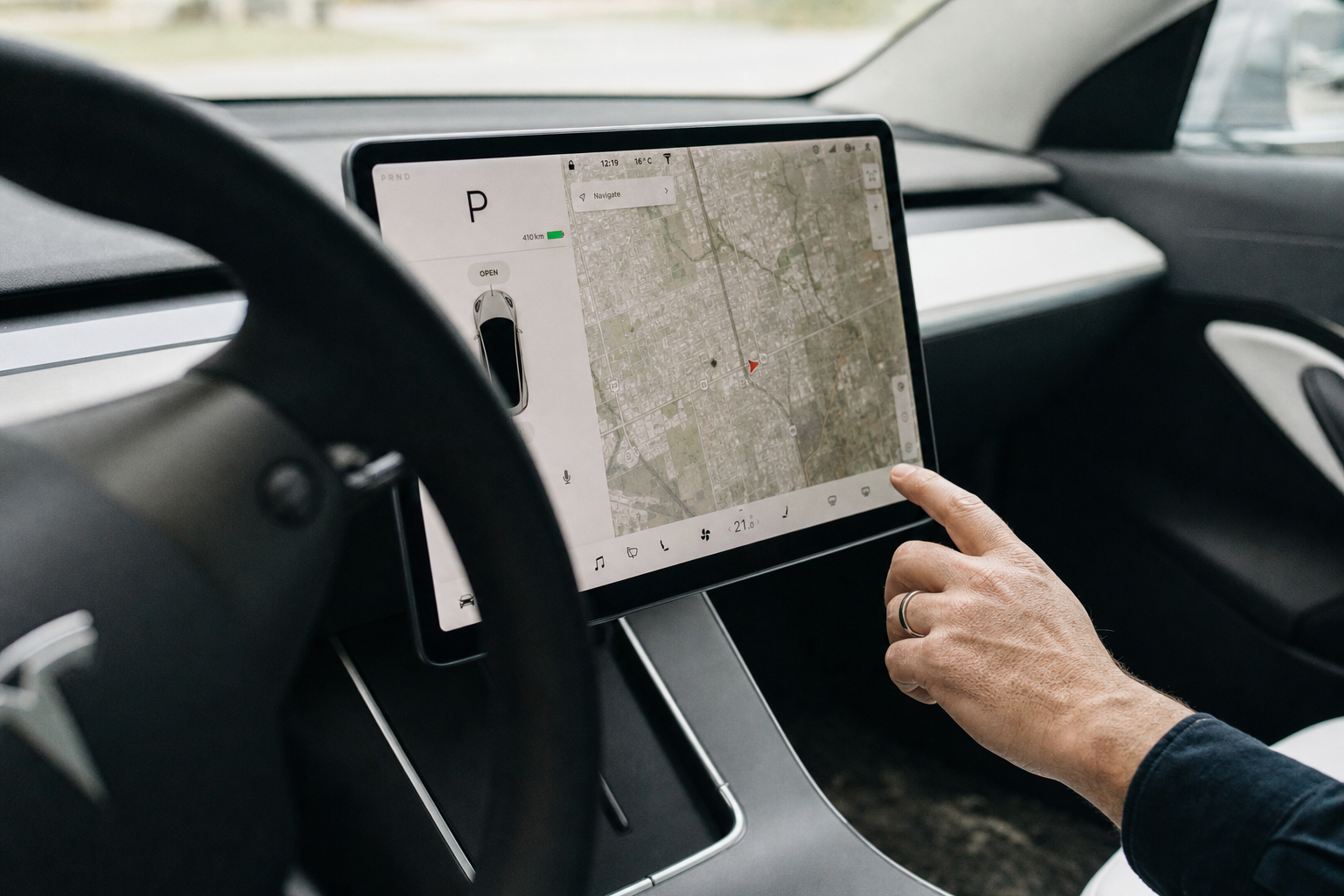 Tesla Model 3 2027 er lansert: Større skjerm og mer kraft, men ikke i Norge ennå