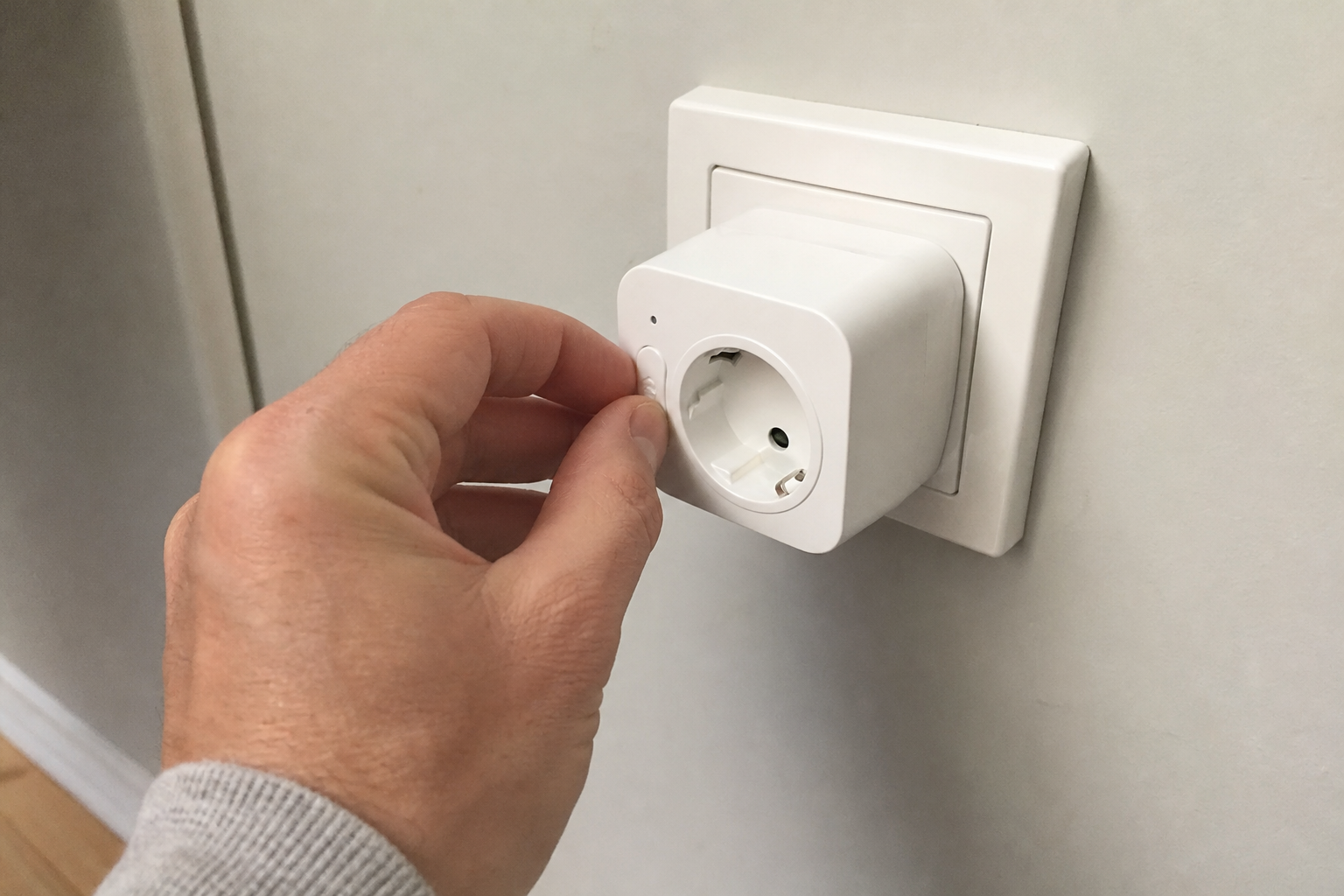Klokken skrus tilbake 25. oktober: Disse smarthjem-enhetene stiller seg ikke automatisk og kan gi deg feil strømpris