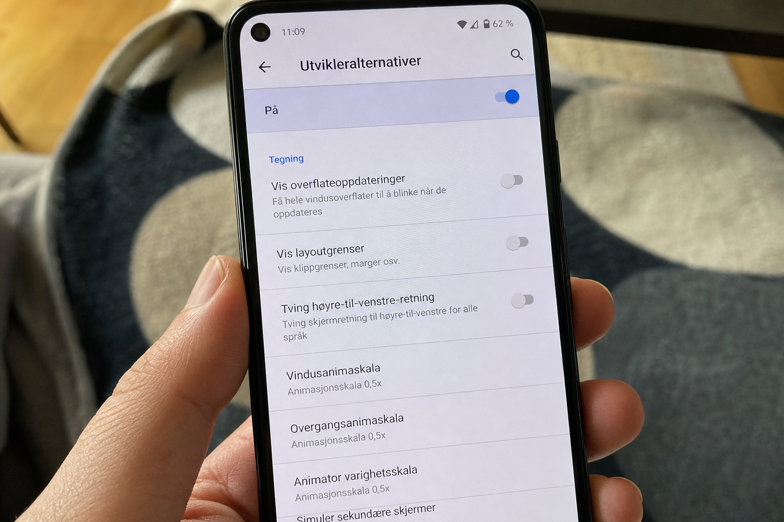 Treg Android? Disse fem standardinnstillingene stjeler farten, slik skrur du dem av