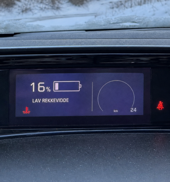 Mange elbileiere mister 25 prosent rekkevidde i vinter uten å vite det: Fire grep som redder morgenbatteriet ditt