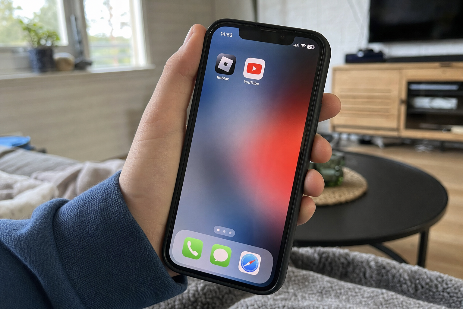Mer enn TikTok og Snapchat: Norges nye lov kan stenge barn under 16 ute fra Roblox og spillsider