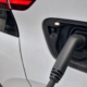 Eier du en VW ID.3, ID.4 eller Cupra Born: Over 90.000 elbiler tilbakekalles i Europa for brannfare i høyspenningsbatteriet